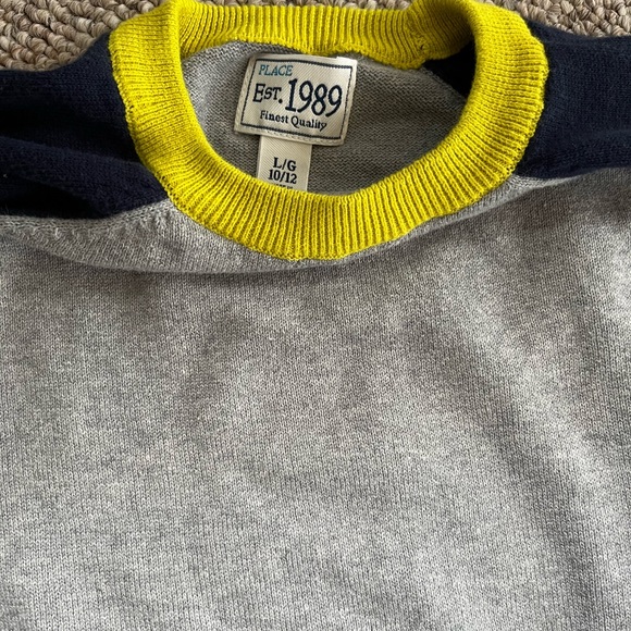 Children’s Place Boy Sweater, Size 10/12, Grey w/Navy sleeves & neon accents - Picture 3 of 5
